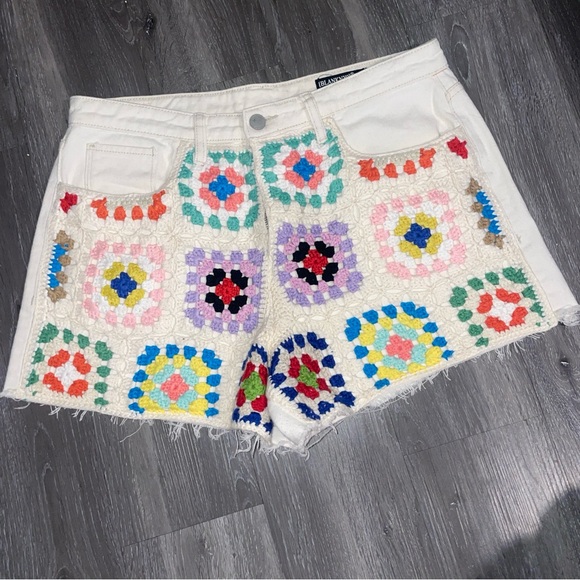Blank NYC Pants - Blank NYC White Crochet Patchwork Jean Shorts